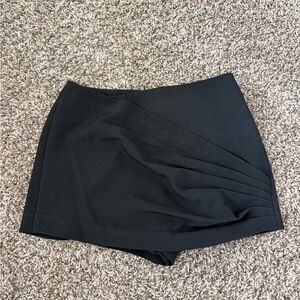 Chamonix Skort in Black